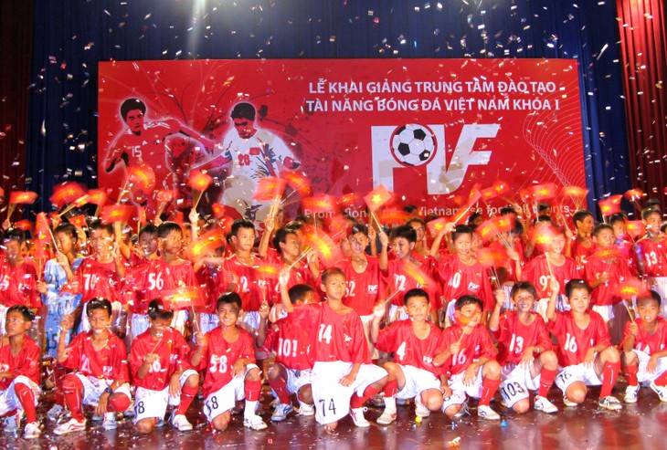 Le football, sport favoris des Vietnamiens - ảnh 2